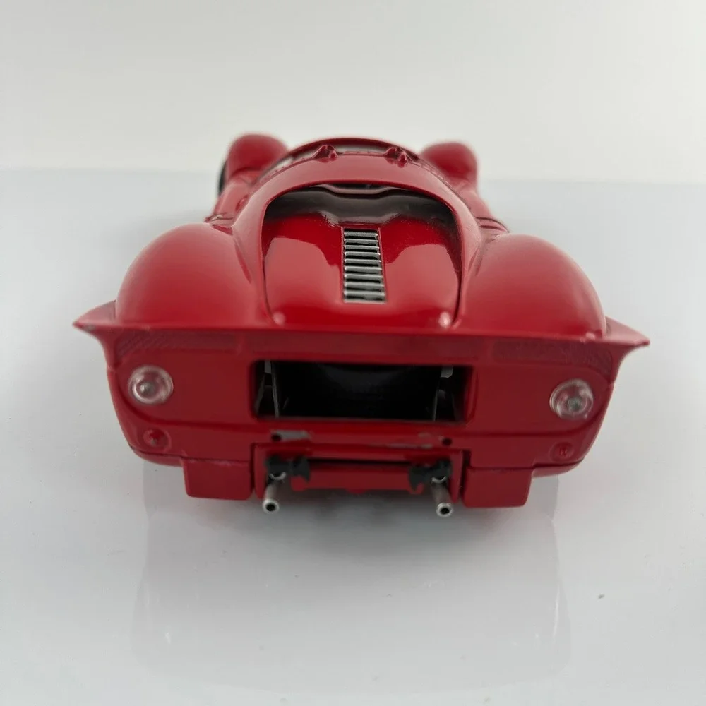 Ferrari‎ jouet evolution Scala 1:18 Diecast Model Car Red 330 P4 Race Car Italy